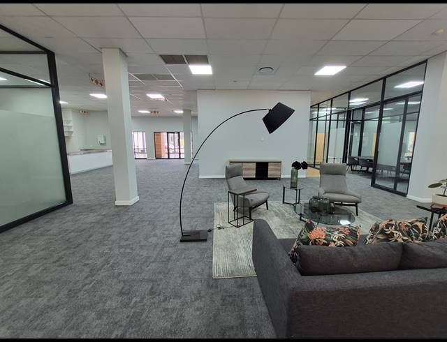 439M² OFFICE TO LET IN RIVONIA